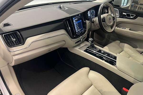2018 Volvo XC60 T5 Inscription