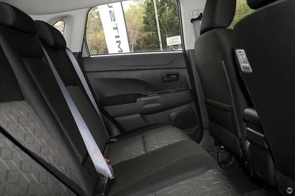 2025 Mitsubishi ASX GS XD