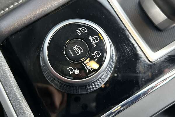 2023 Mitsubishi Outlander LS ZM