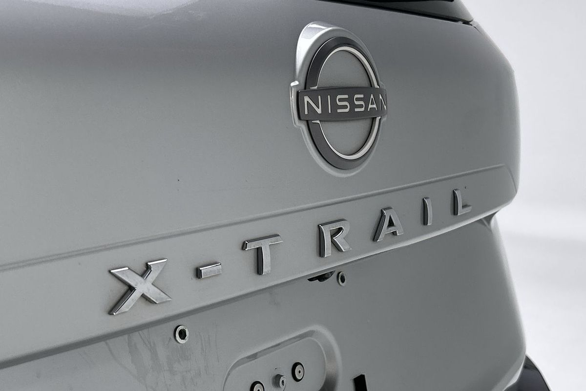 2023 Nissan X-TRAIL ST-L T33