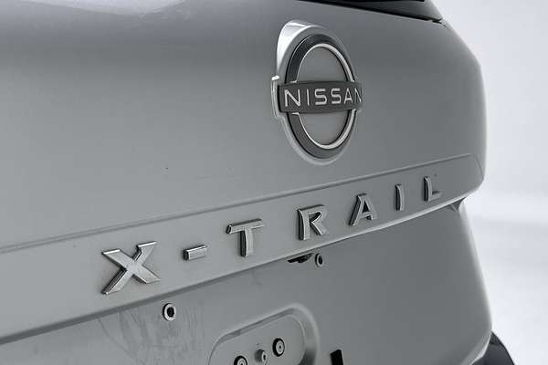 2023 Nissan X-TRAIL ST-L T33