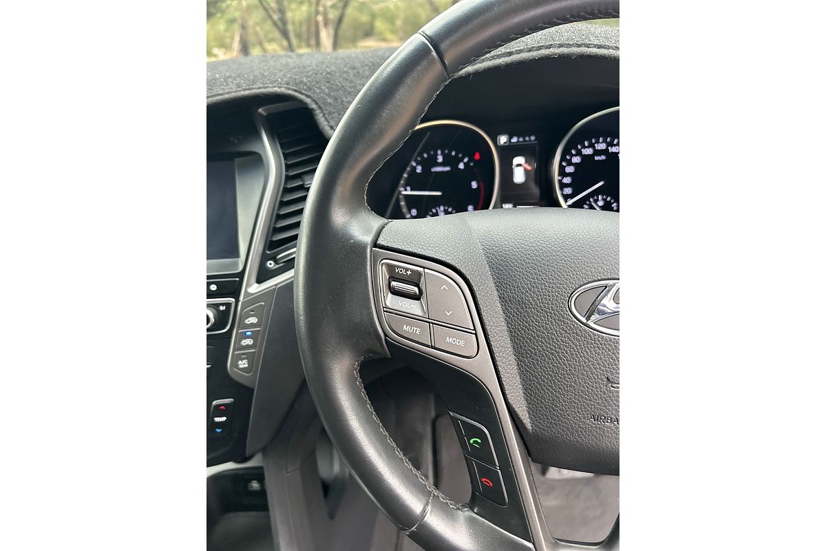 2017 Hyundai Santa Fe Highlander DM3 Series II