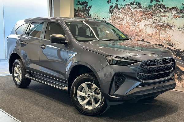 2025 Isuzu MU-X LS-M