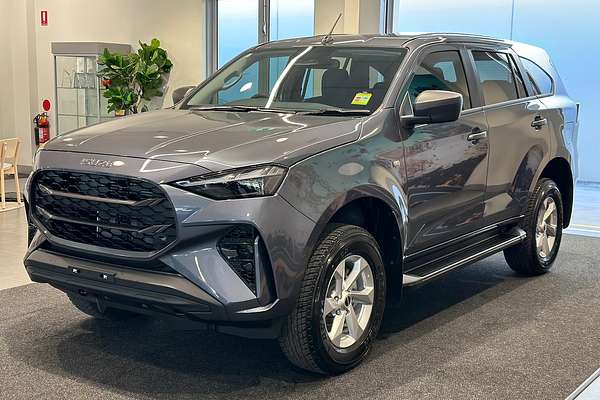 2025 Isuzu MU-X LS-M