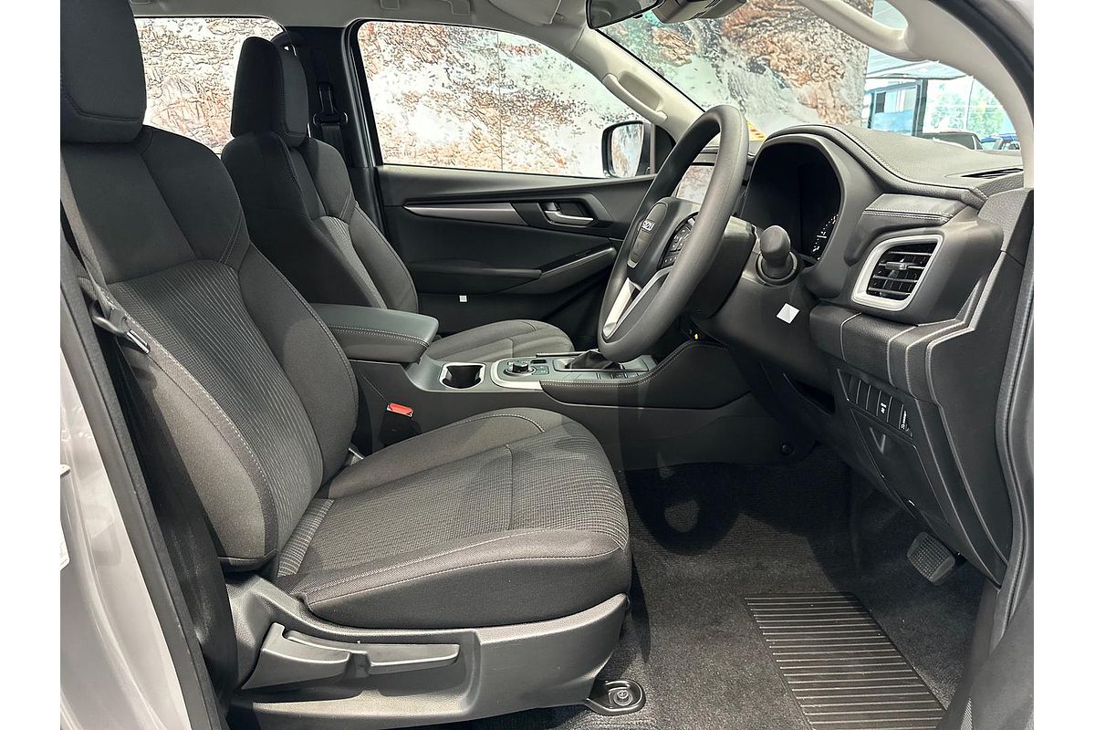 2025 Isuzu MU-X LS-M