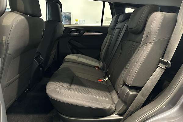 2025 Isuzu MU-X LS-M