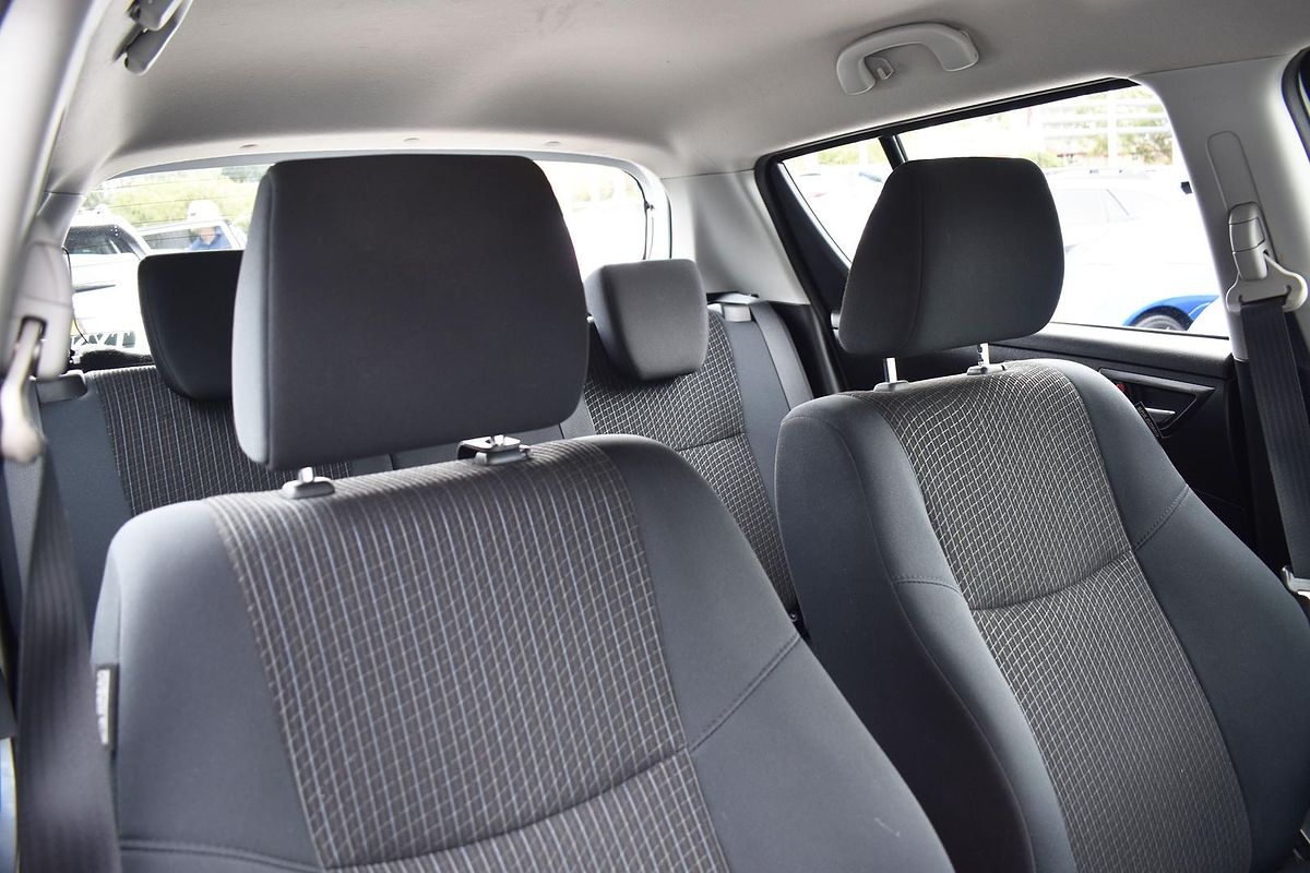 2015 Suzuki Swift GL Navigator FZ