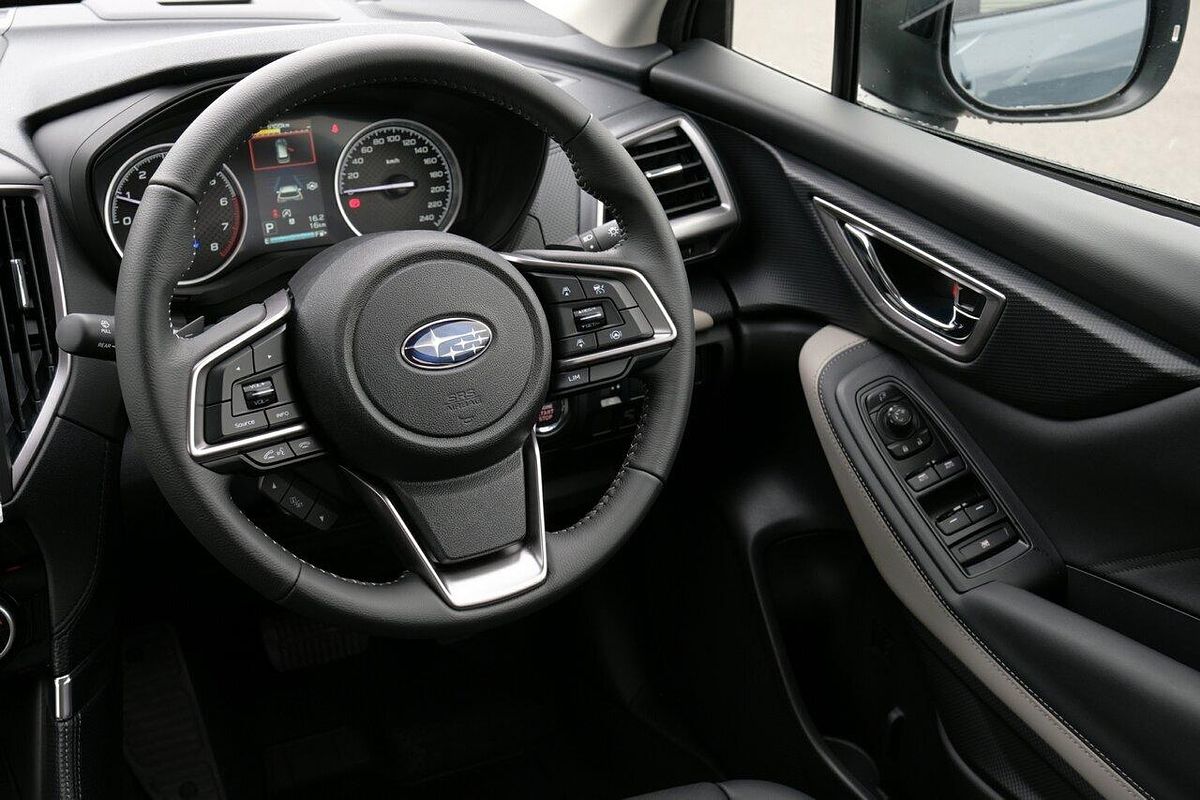 2024 Subaru Forester 2.5i Luxury Special Edition S5
