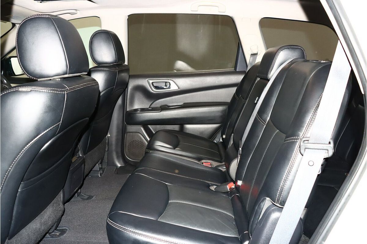 2018 Nissan Pathfinder ST-L R52 Series II