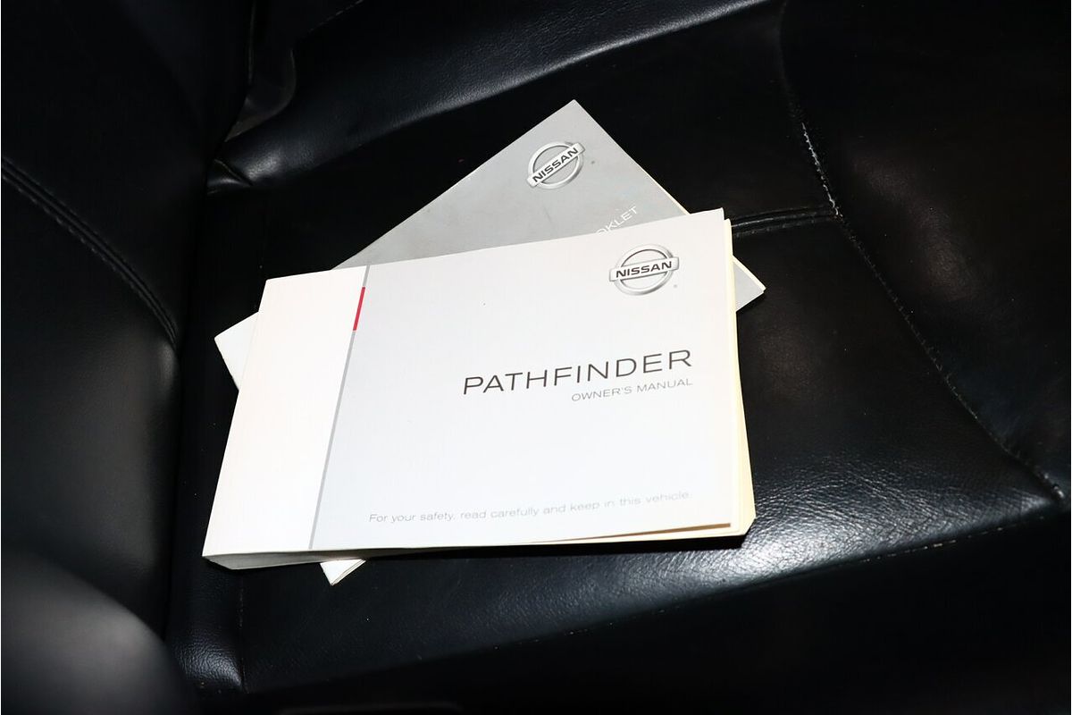 2018 Nissan Pathfinder ST-L R52 Series II