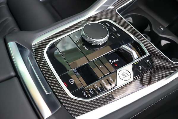 2024 BMW X6 M60i G06 LCI