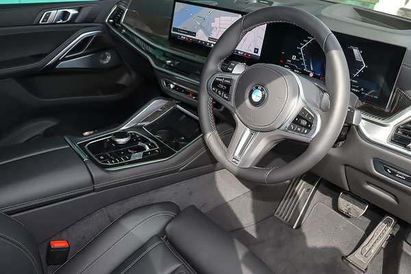 2024 BMW X6 M60i G06 LCI