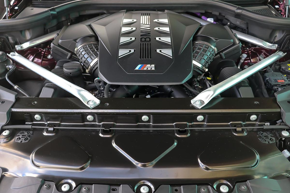 2024 BMW X6 M60i G06 LCI