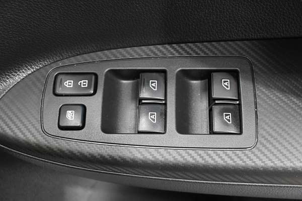 2022 Mitsubishi Eclipse Cross LS YB