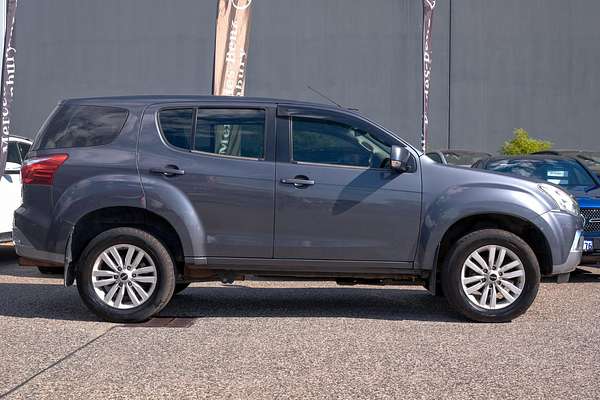 2017 Isuzu MU-X LS-U
