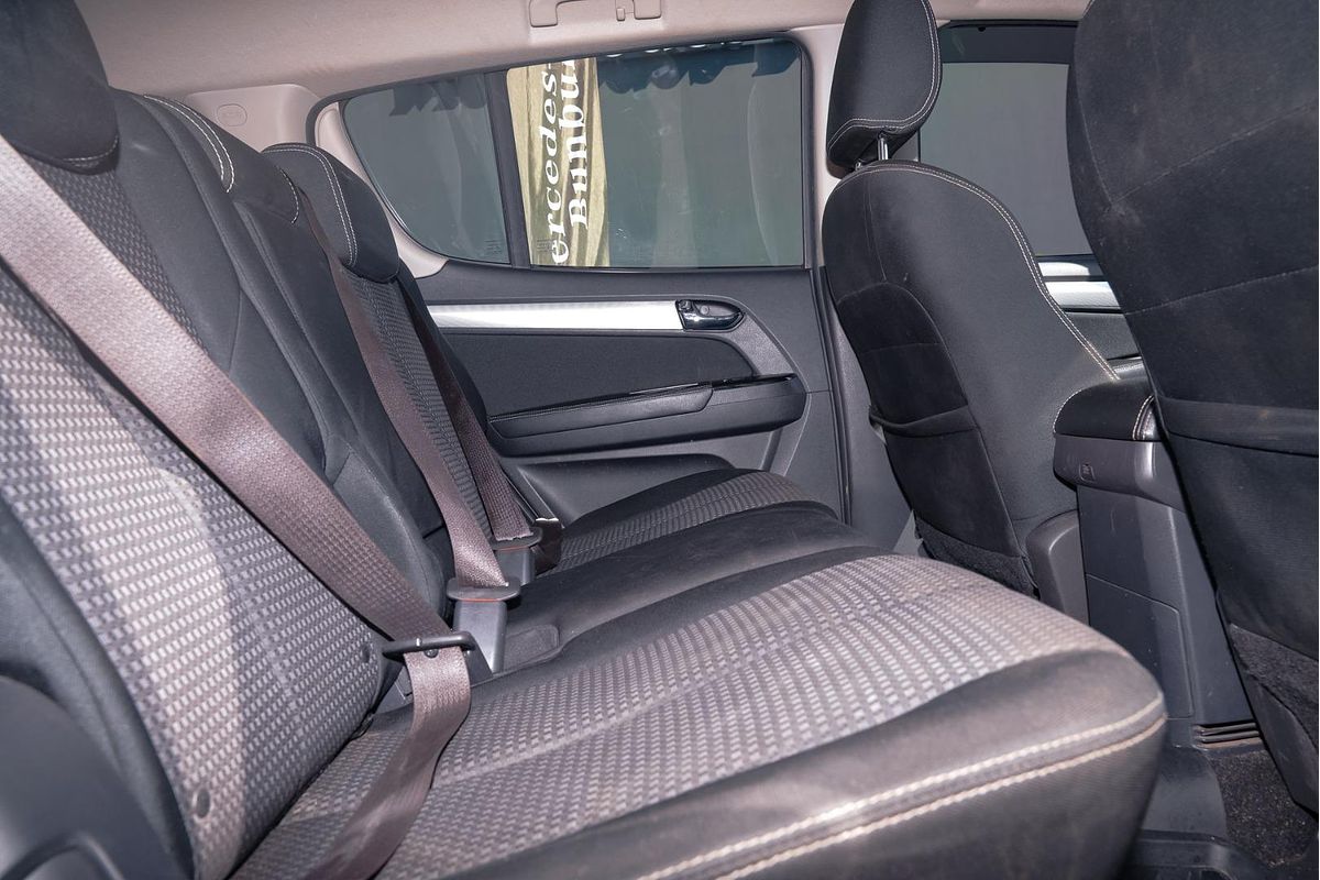 2017 Isuzu MU-X LS-U