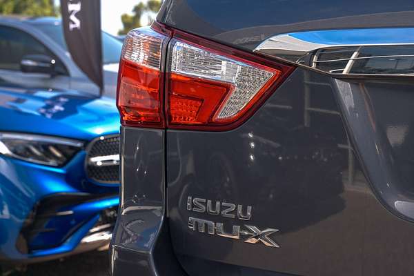 2017 Isuzu MU-X LS-U