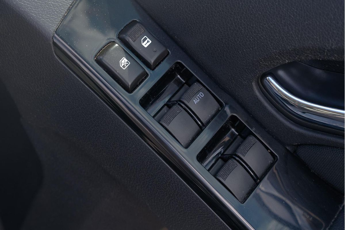 2017 Isuzu MU-X LS-U