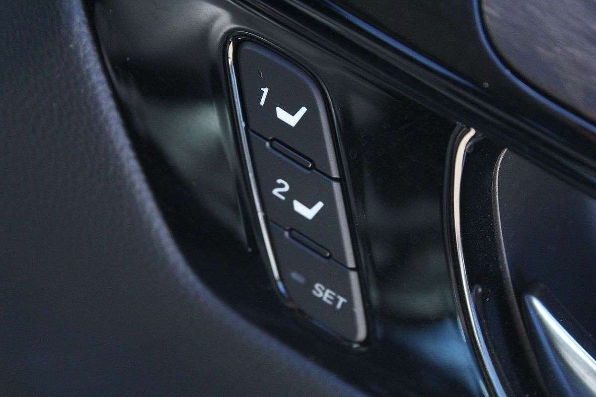2023 Honda CR-V VTi LX AWD RW