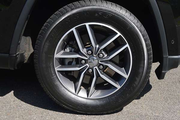2019 Jeep Grand Cherokee Laredo WK