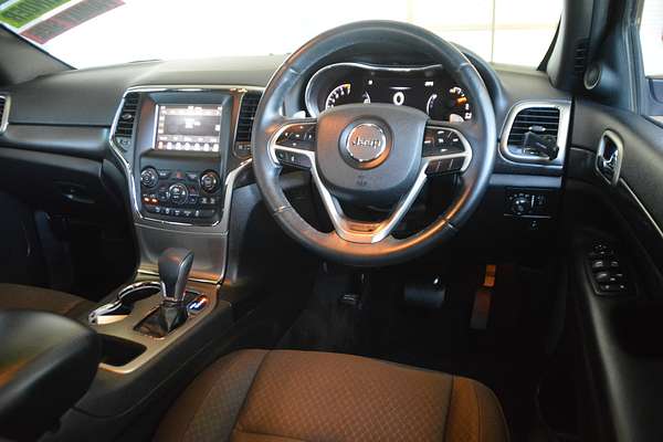 2019 Jeep Grand Cherokee Laredo WK