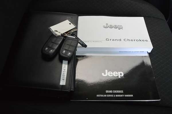 2019 Jeep Grand Cherokee Laredo WK