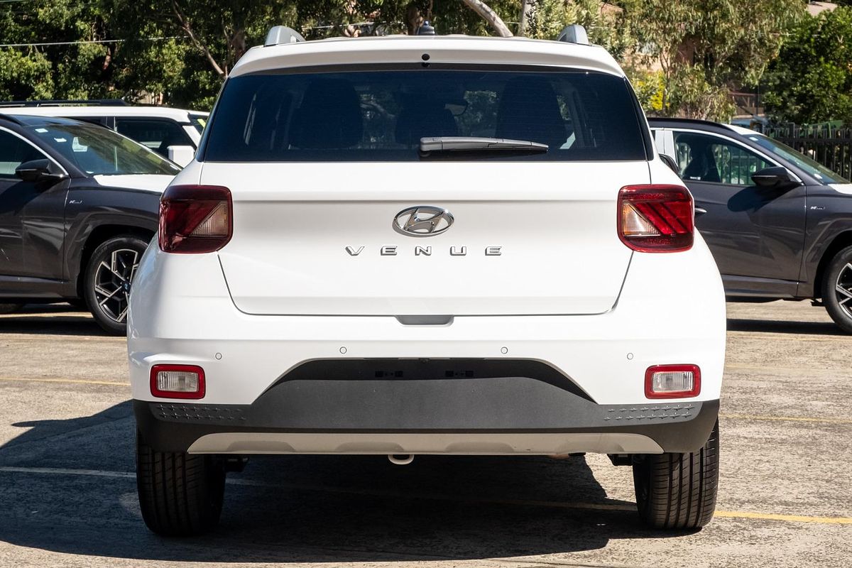 2024 Hyundai Venue Elite QX.V5