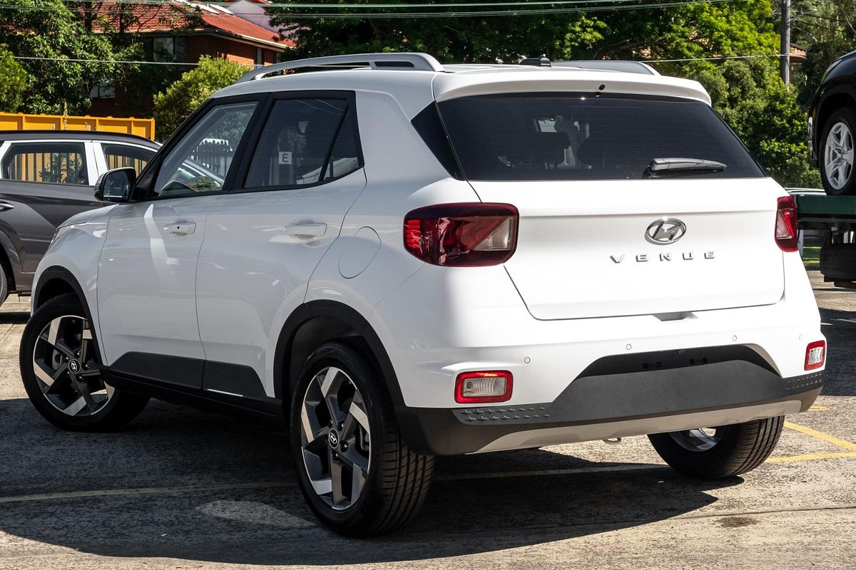 2024 Hyundai Venue Elite QX.V5
