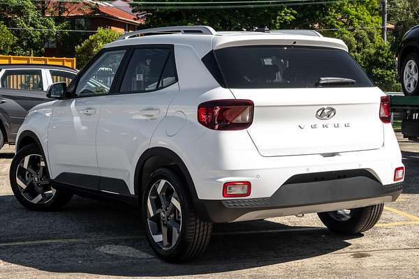 2024 Hyundai Venue Elite QX.V5