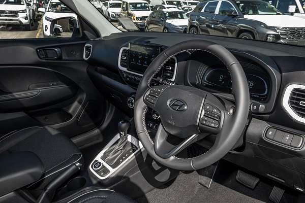 2024 Hyundai Venue Elite QX.V5