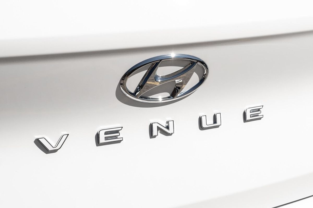 2024 Hyundai Venue Elite QX.V5