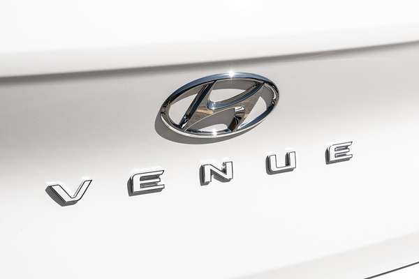 2024 Hyundai Venue Elite QX.V5