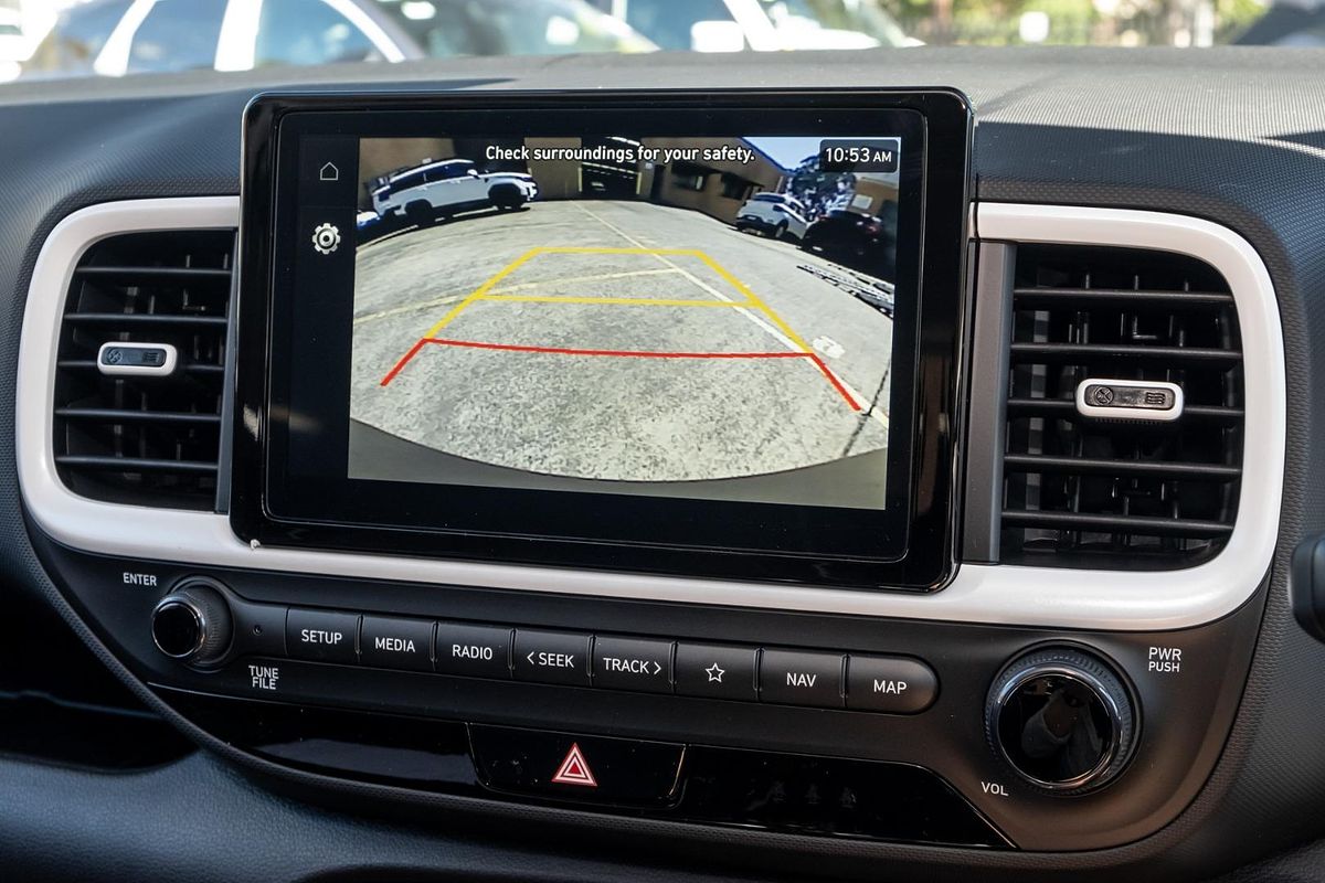 2024 Hyundai Venue Elite QX.V5