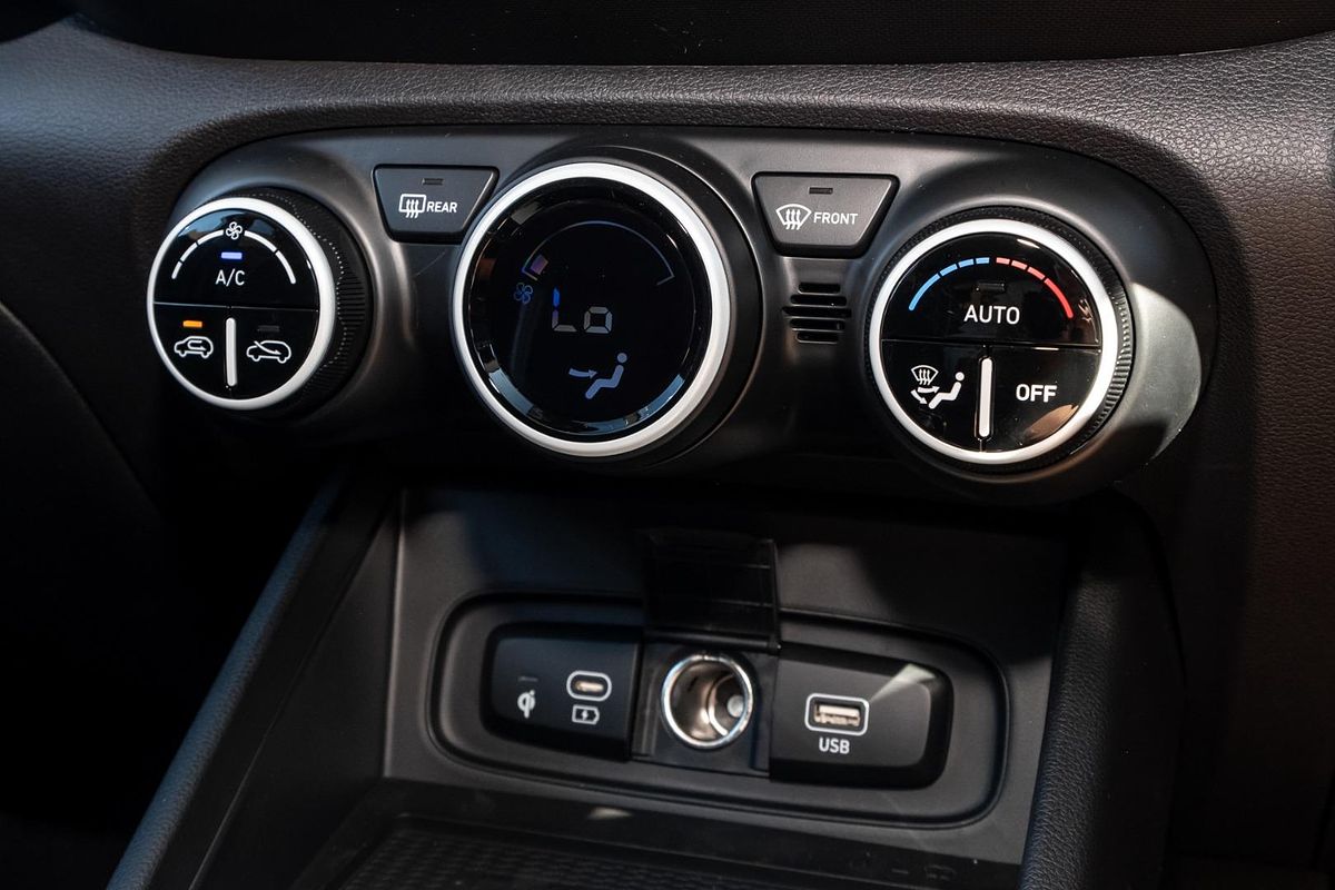 2024 Hyundai Venue Elite QX.V5