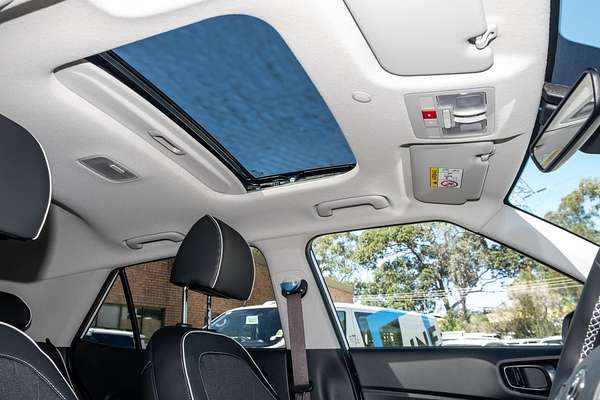 2024 Hyundai Venue Elite QX.V5