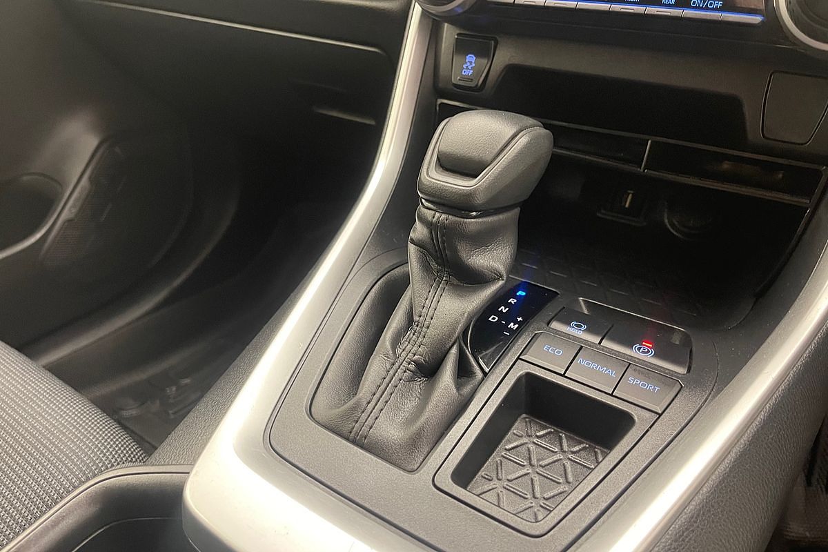 2019 Toyota RAV4 GX MXAA52R
