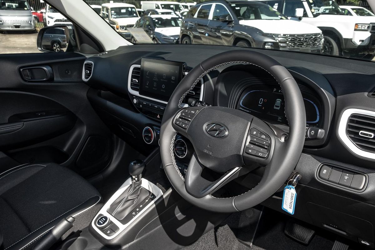 2024 Hyundai Venue Active QX.V5