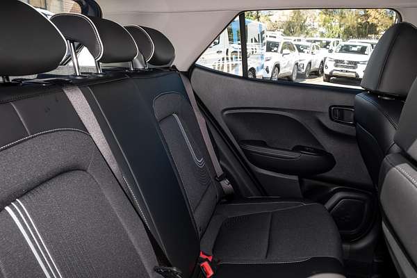 2024 Hyundai Venue Active QX.V5