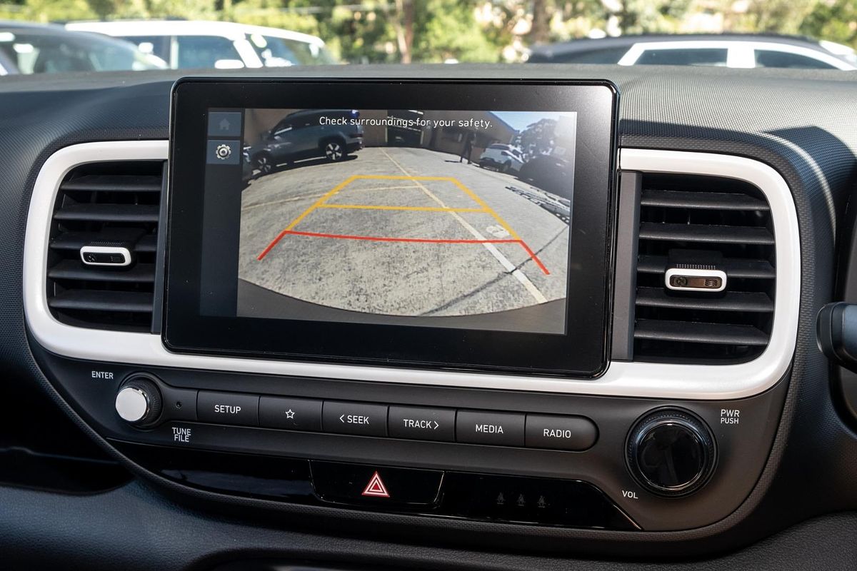 2024 Hyundai Venue Active QX.V5