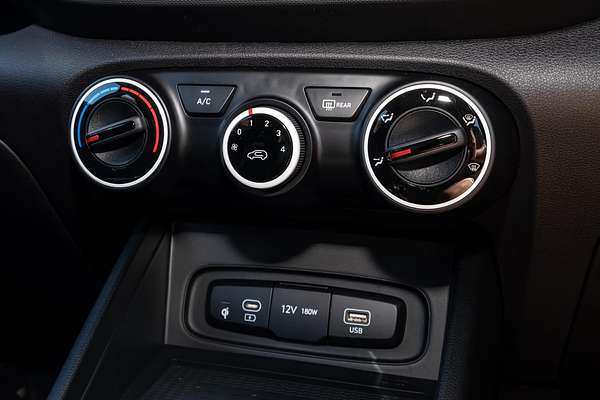 2024 Hyundai Venue Active QX.V5