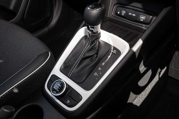 2024 Hyundai Venue Active QX.V5