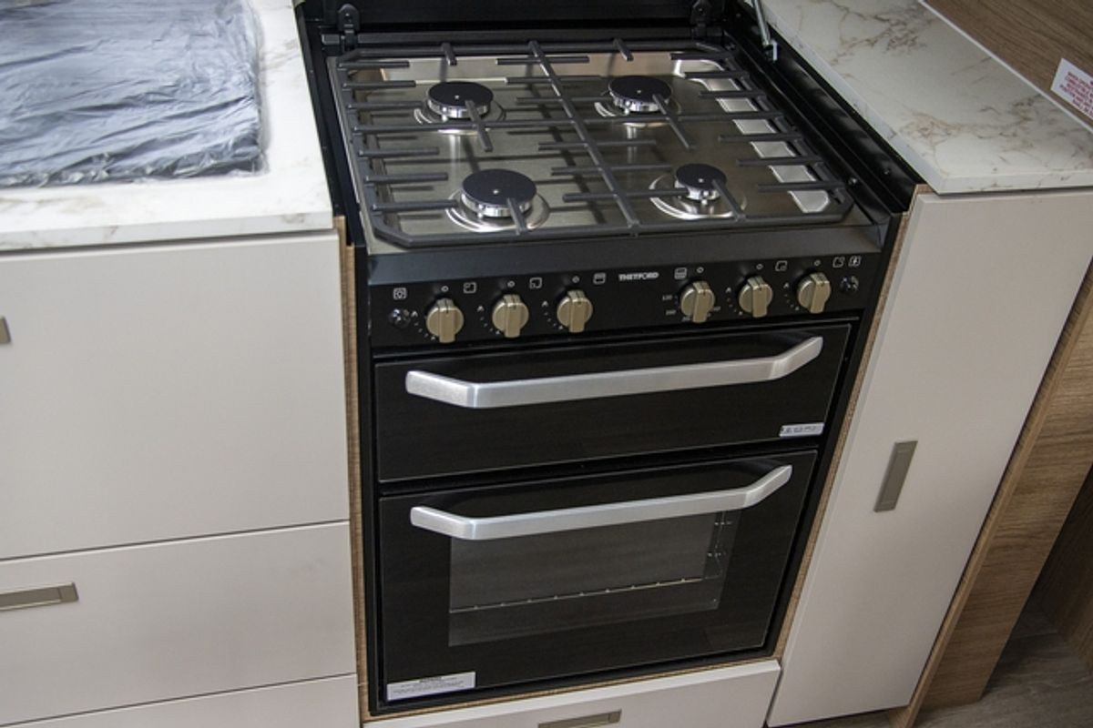 2025 Jayco SILVERLINE CARAVAN 21.65-3.OB.SL-MY25