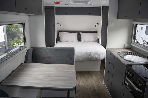 2025 Jayco STARCRAFT CARAVAN 19.61-2.BP.SC-MY25