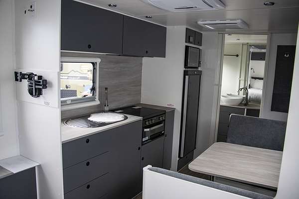 2025 Jayco STARCRAFT CARAVAN 19.61-2.BP.SC-MY25