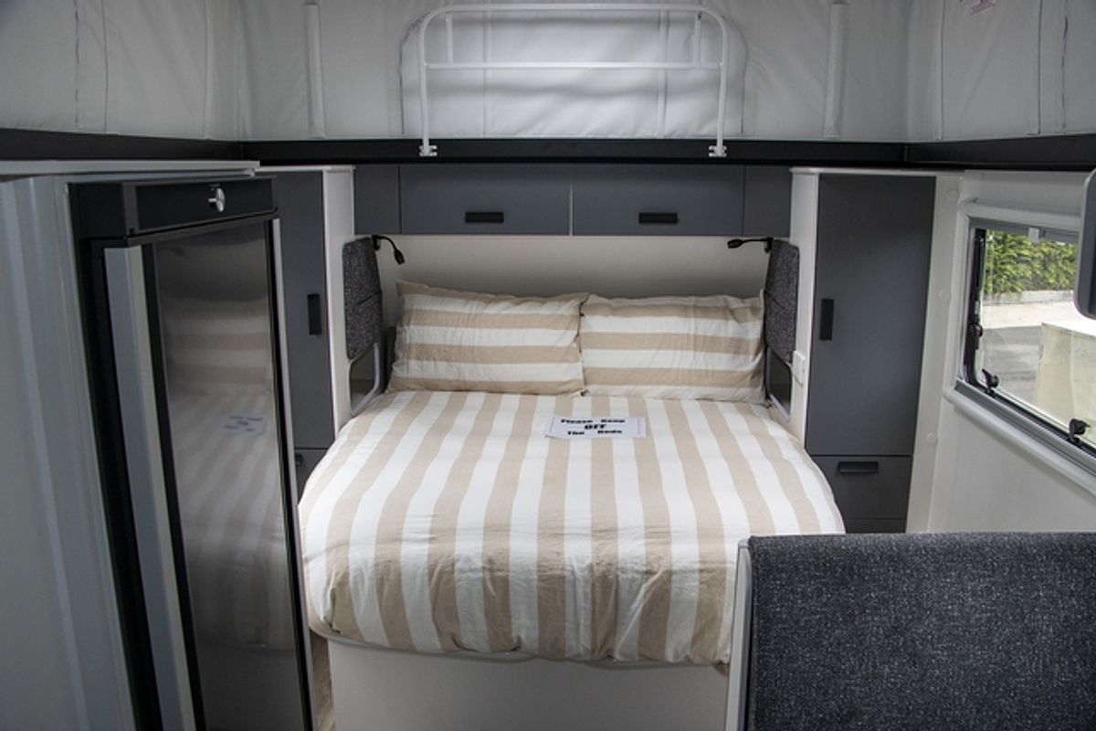 2025 Jayco STARCRAFT POPTOP 13.42-2.BP.SC-MY25