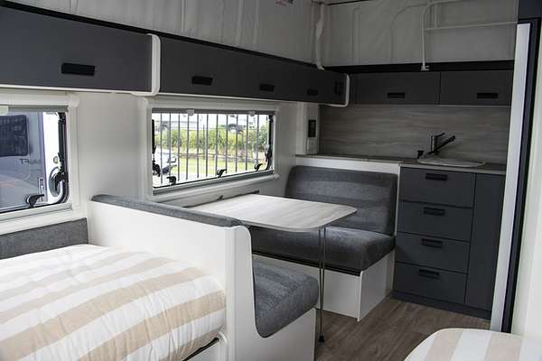 2025 Jayco STARCRAFT POPTOP 13.42-1.BP.SC-MY25