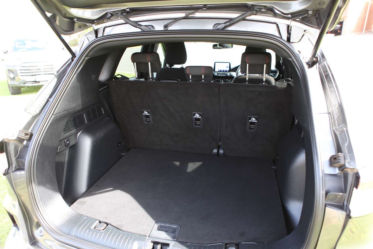 2022 Ford Escape ST-Line ZH