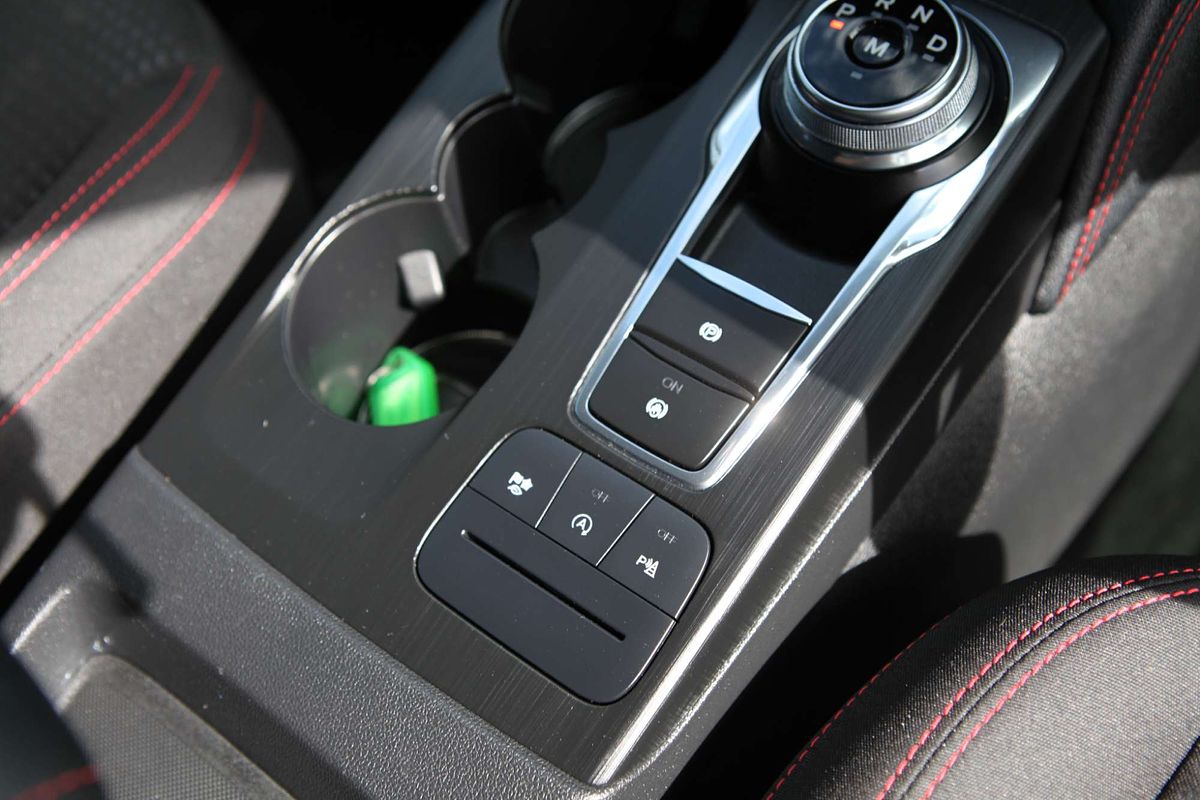 2022 Ford Escape ST-Line ZH