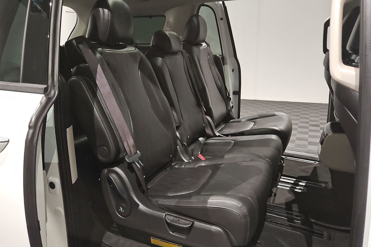 2022 Kia Carnival Platinum KA4