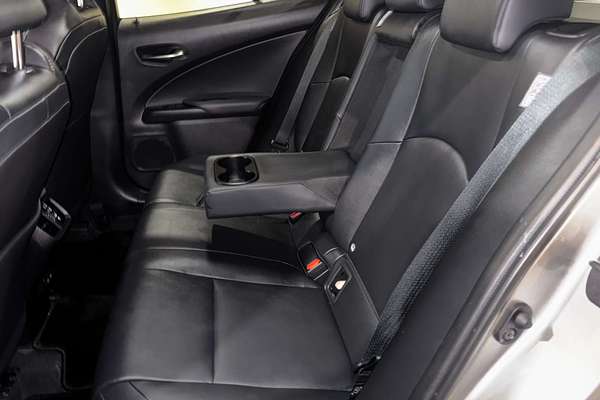 2022 Lexus UX UX200 Luxury MZAA10R